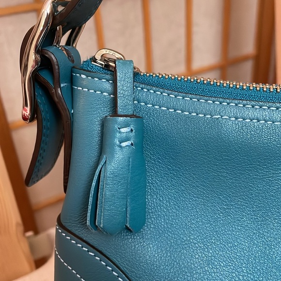 Coach Hamptons Demi Shoulder Bag - Picture 5 of 17